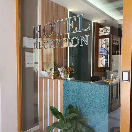 Heiress Hotel Saranda