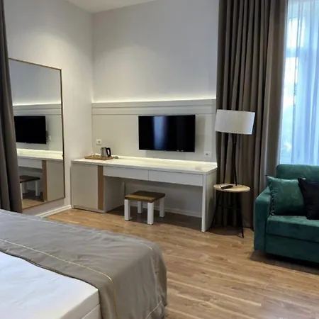 Heiress Hotel Saranda