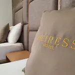 Heiress סרנדה