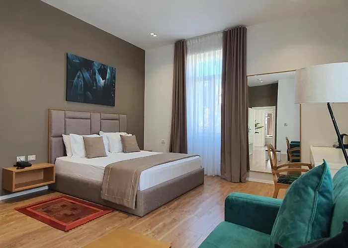 ホテル Heiress 4*