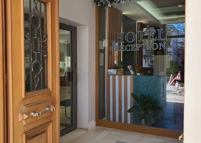 Heiress ホテル 4*