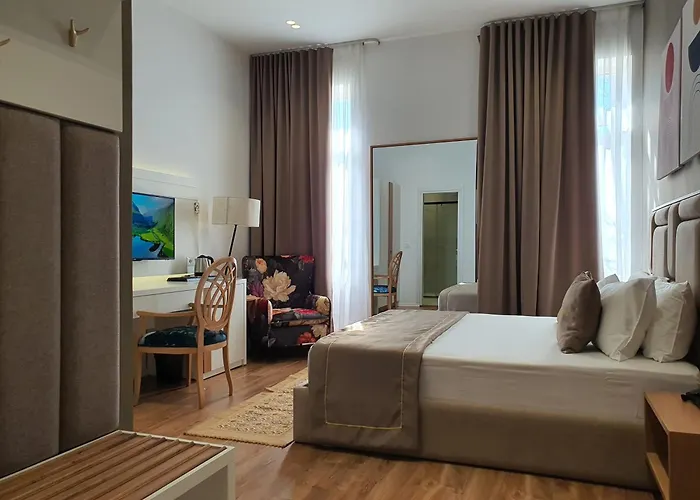 Heiress ホテル Sarandë