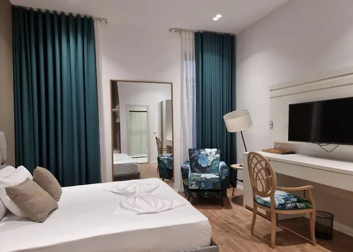 ホテル Heiress Sarandë